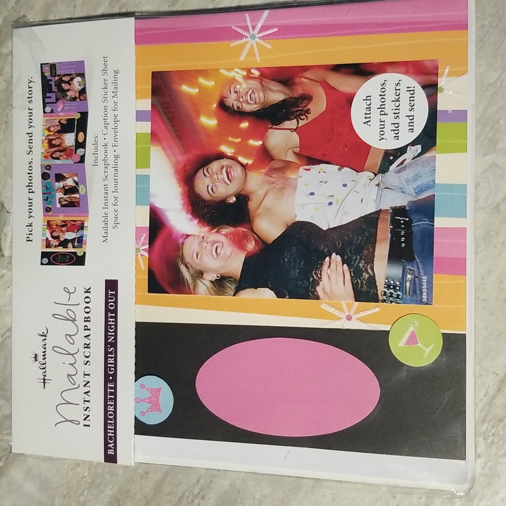 Hallmark Mailable Instant Scrapbook